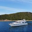 Ferretti 80