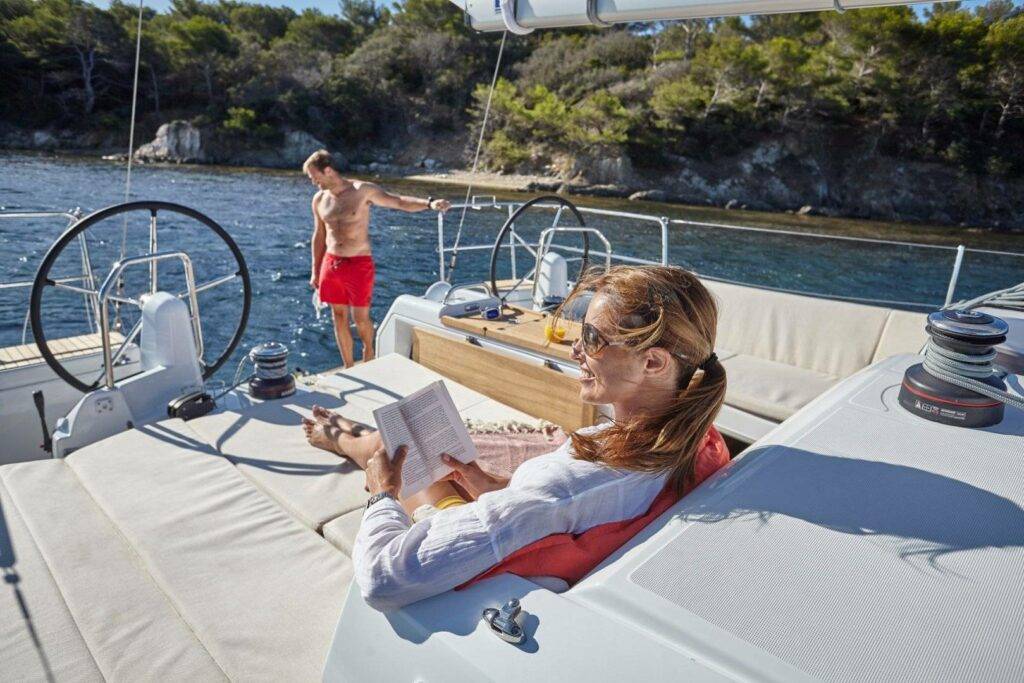Der Juni zählt zu den besten Reisezeiten im Segelrevier Korfu