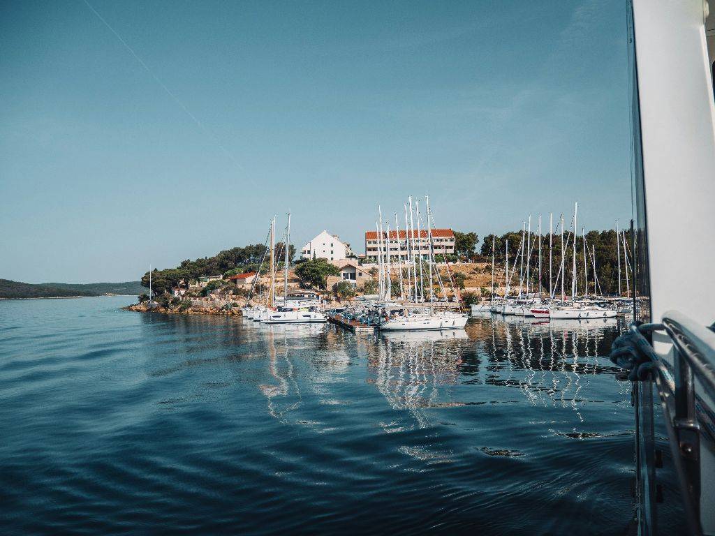 Hvar isla a visitar desde Split en barco