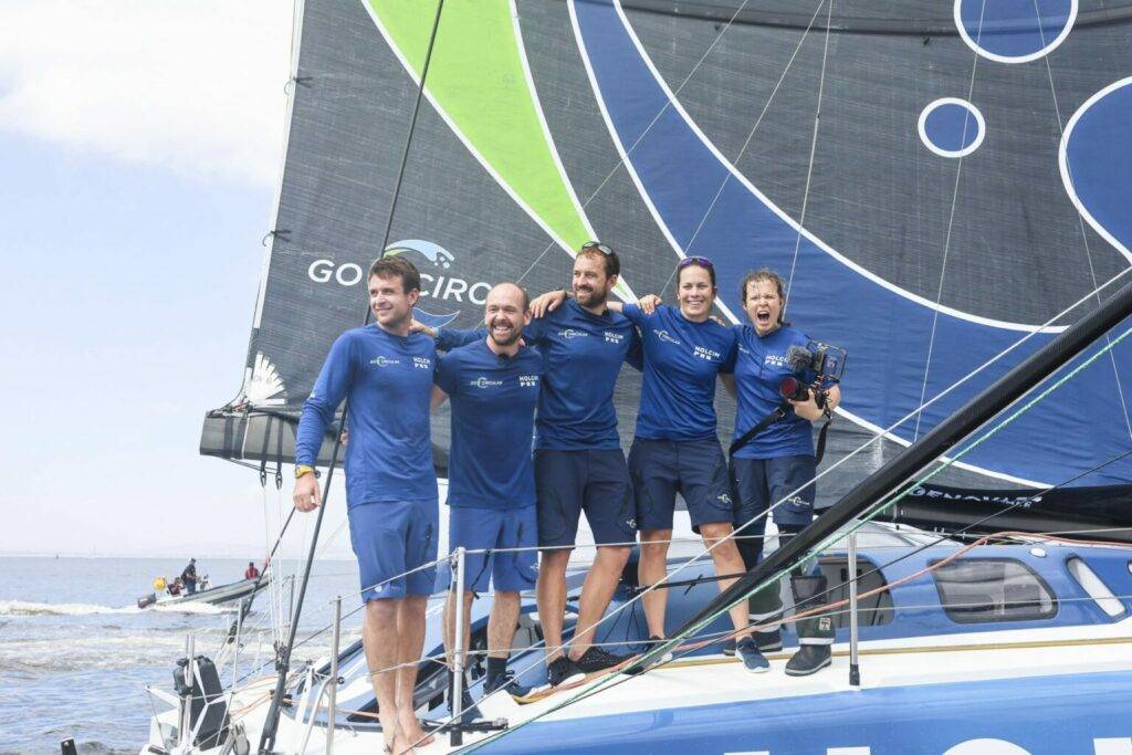 Susann Beucke als Teil der PRB-Holcim-Crew für The Ocean Race