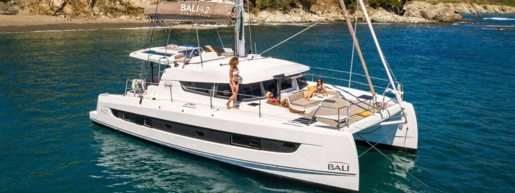 Mitsegeln oder das Yacht Chartern mit Skipper ist eine tolle Alternative für alle Segler ohne Scheine
