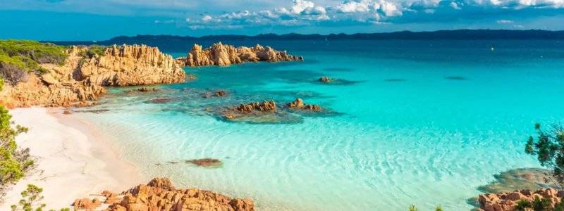 Foto einer Traumbucht Segeltörn Sardinien