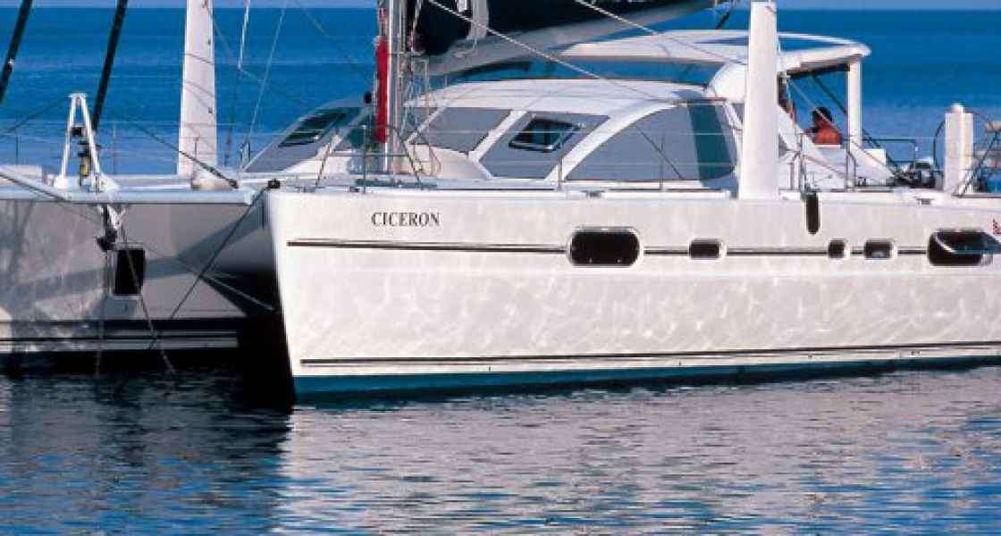 Catana 471