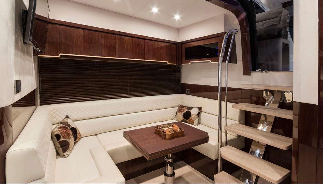 Galeon 485 HTS