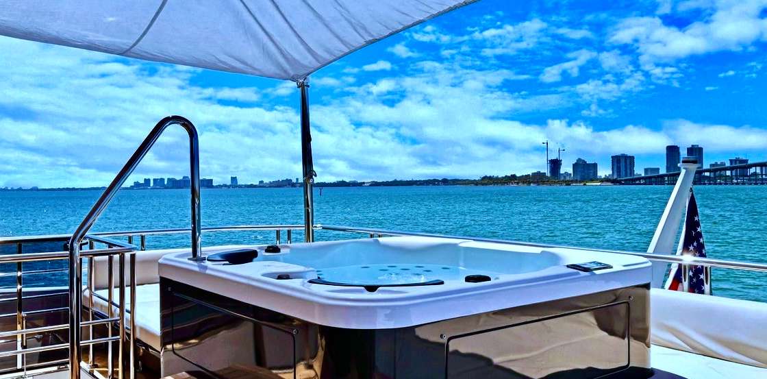 Ocean Alexander 28L