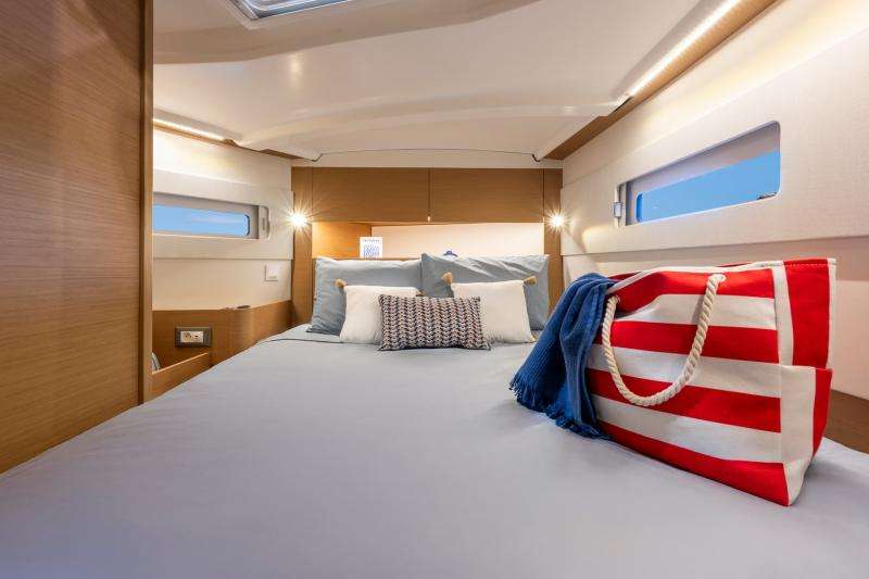 Sun Odyssey 415