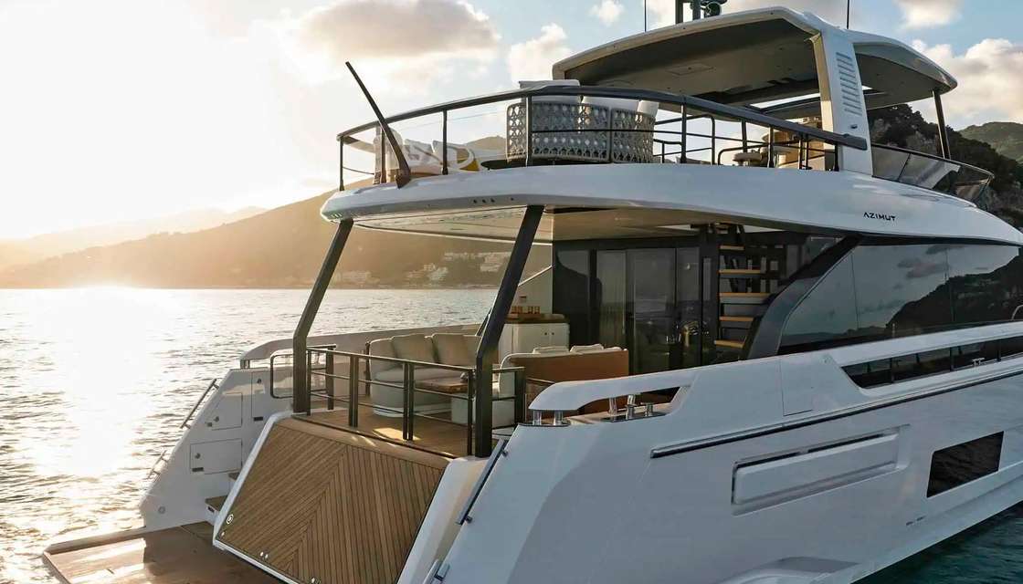 azimut 82 F