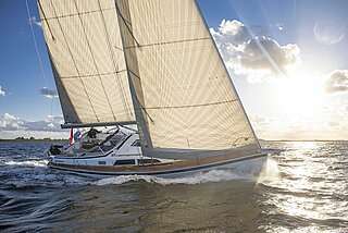 Hallberg Rassy 400