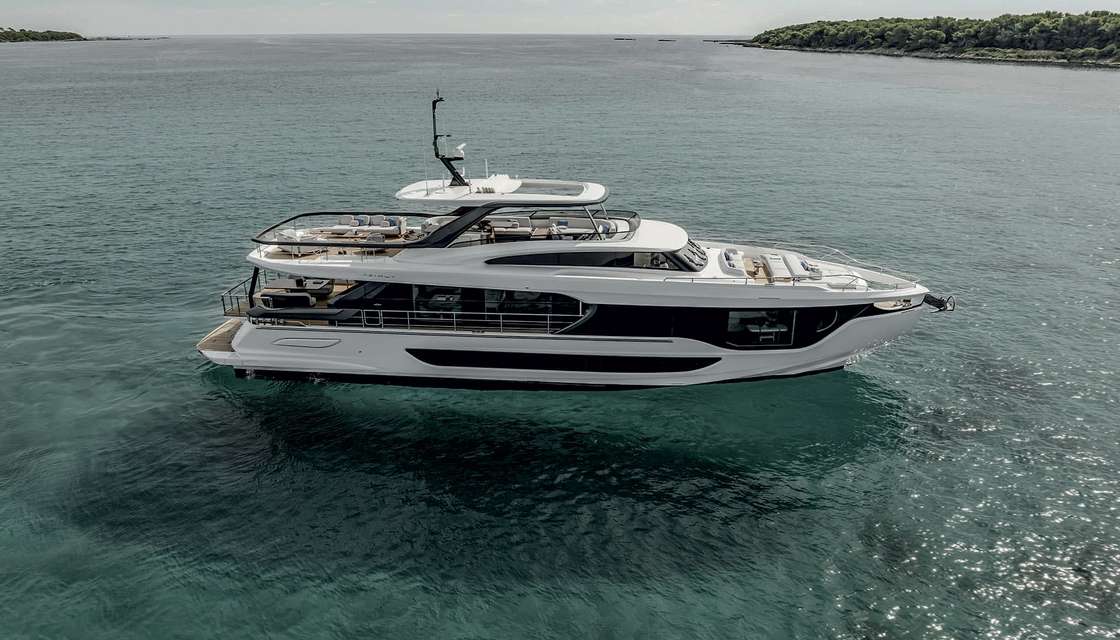 Azimut Grande 26