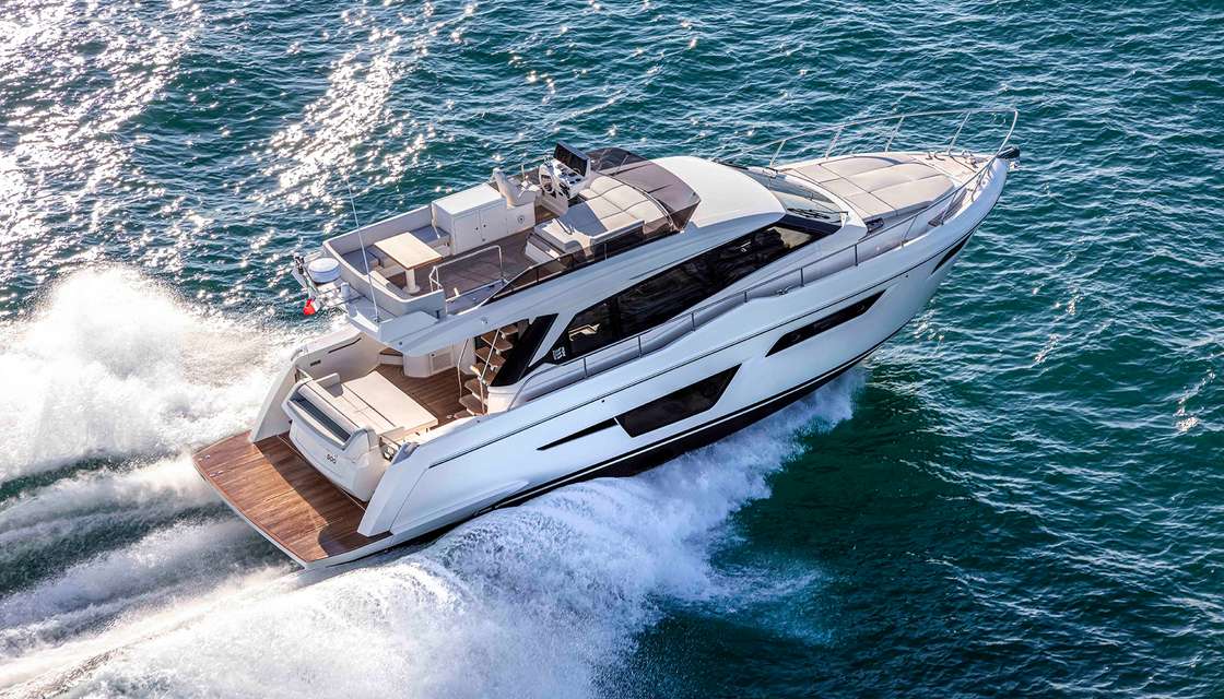 Ferretti Yachts 500