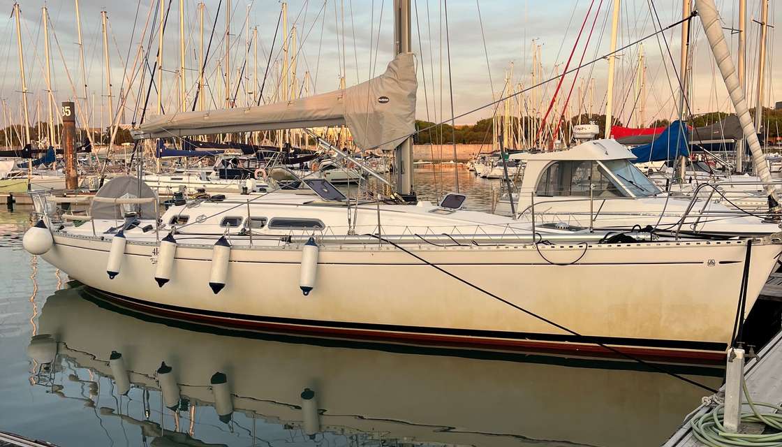 Dufour 414 Trophy