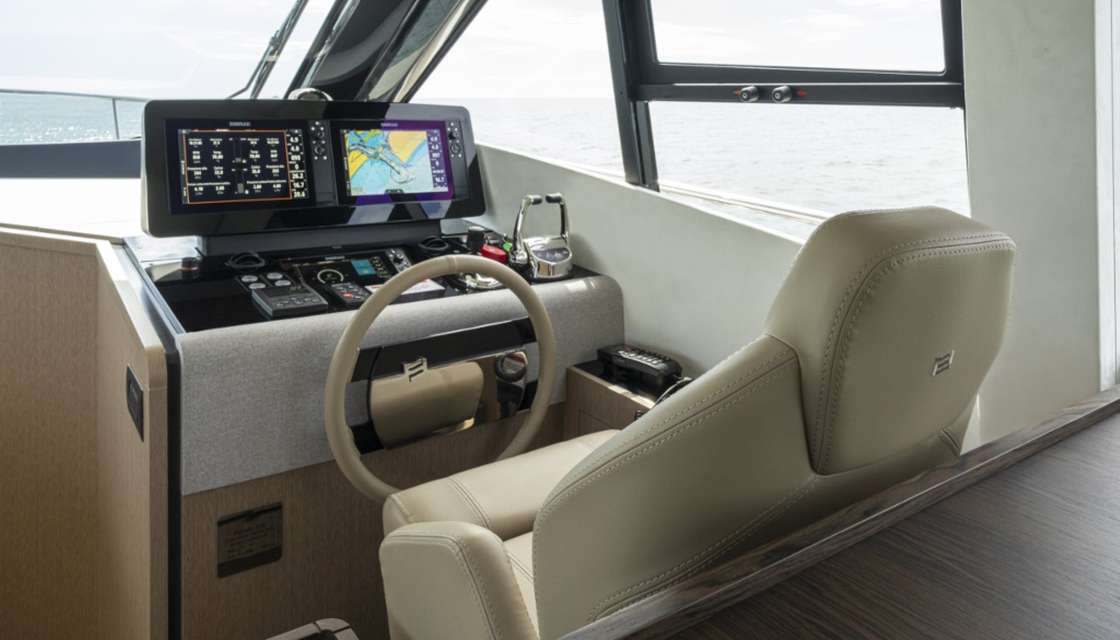 Ferretti Yachts 500