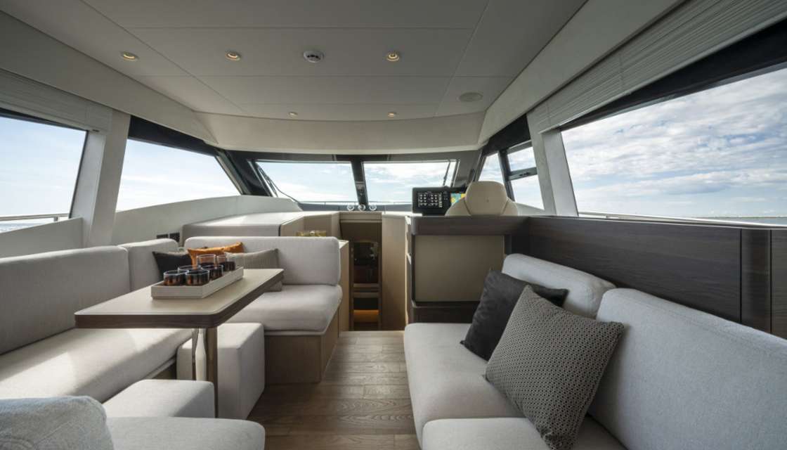 Ferretti Yachts 500