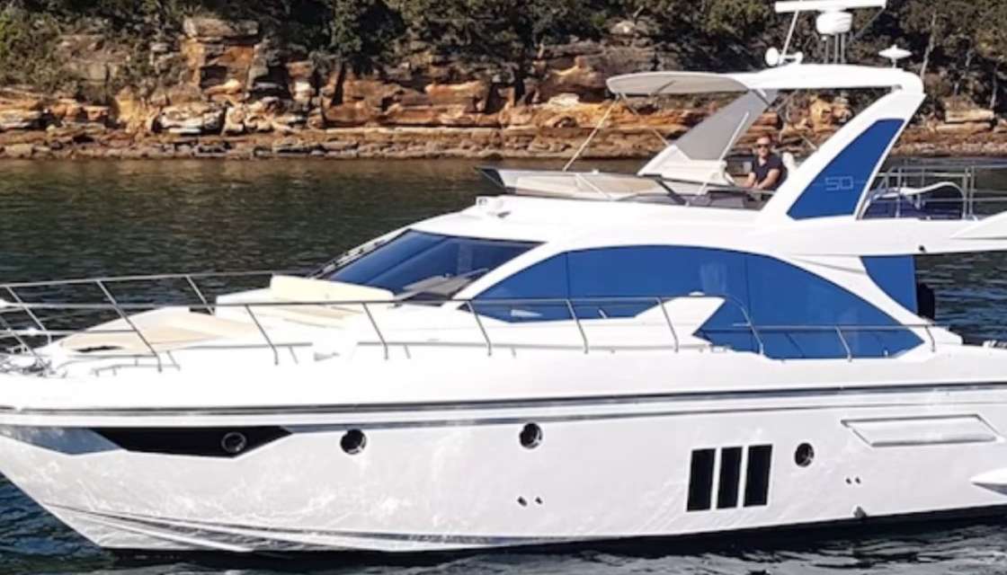 Azimut 50