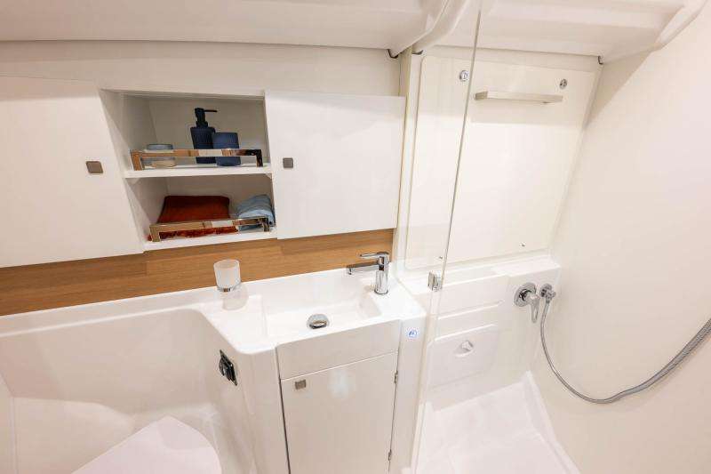 Sun Odyssey 455