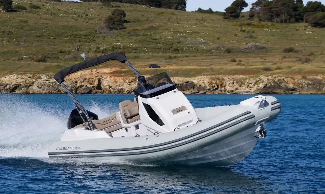 Predator 700
