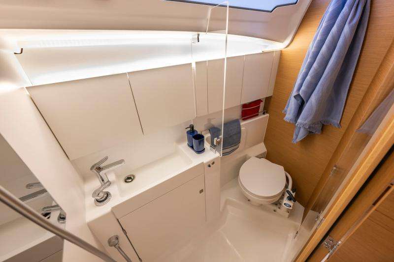 Sun Odyssey 415