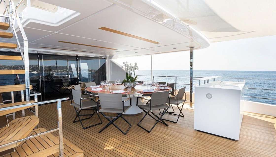 Navetta 33