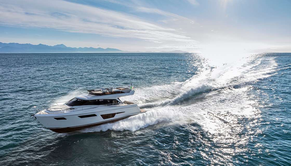 Ferretti Yachts 500
