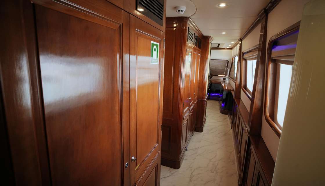 Benetti 110