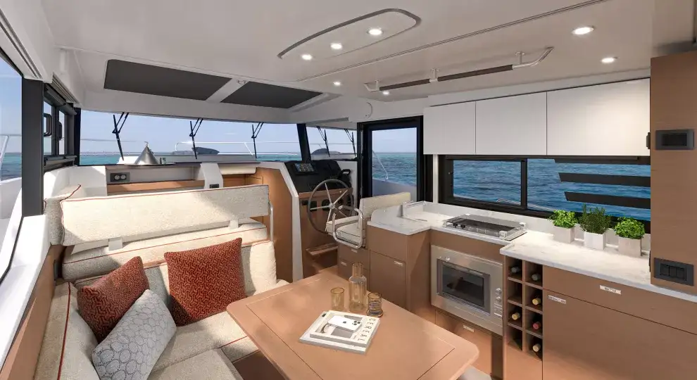 Swift Trawler 37 fly
