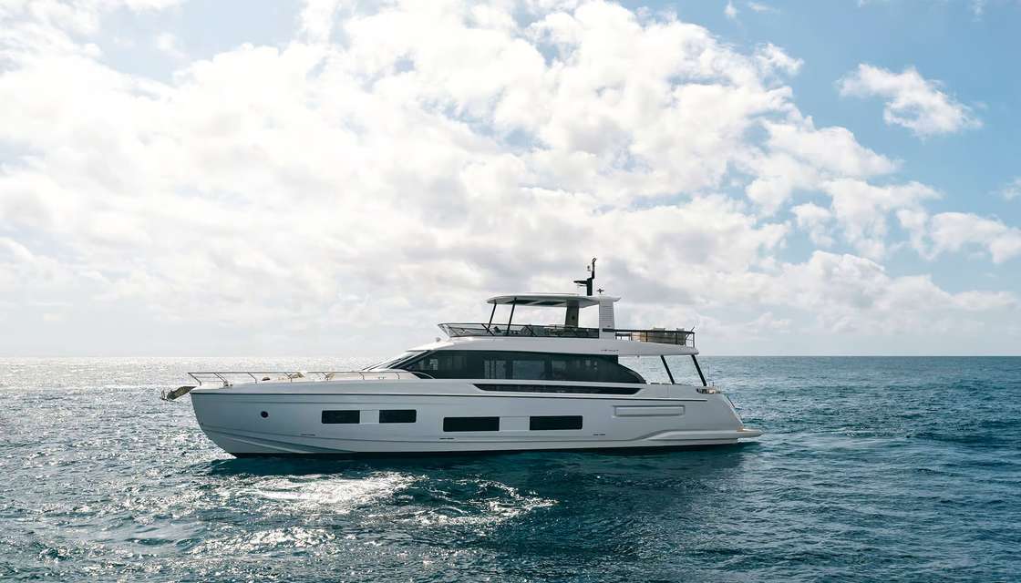 azimut 82 F