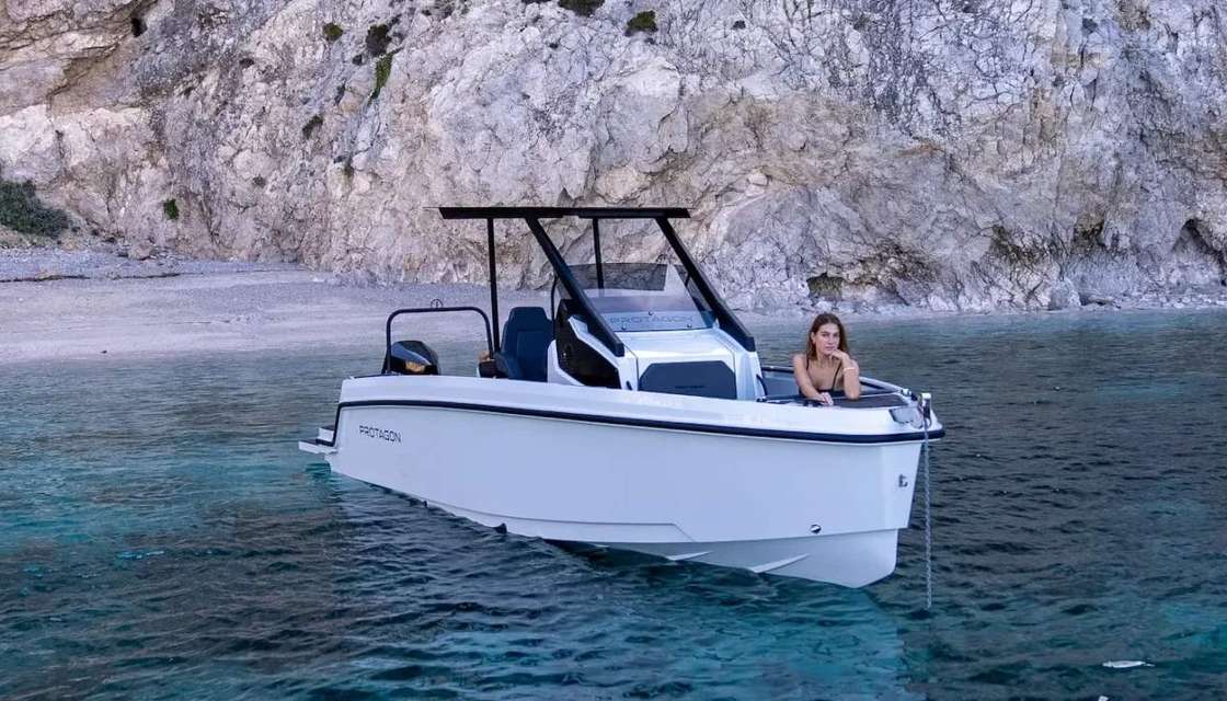 Protagon 25 Sundeck