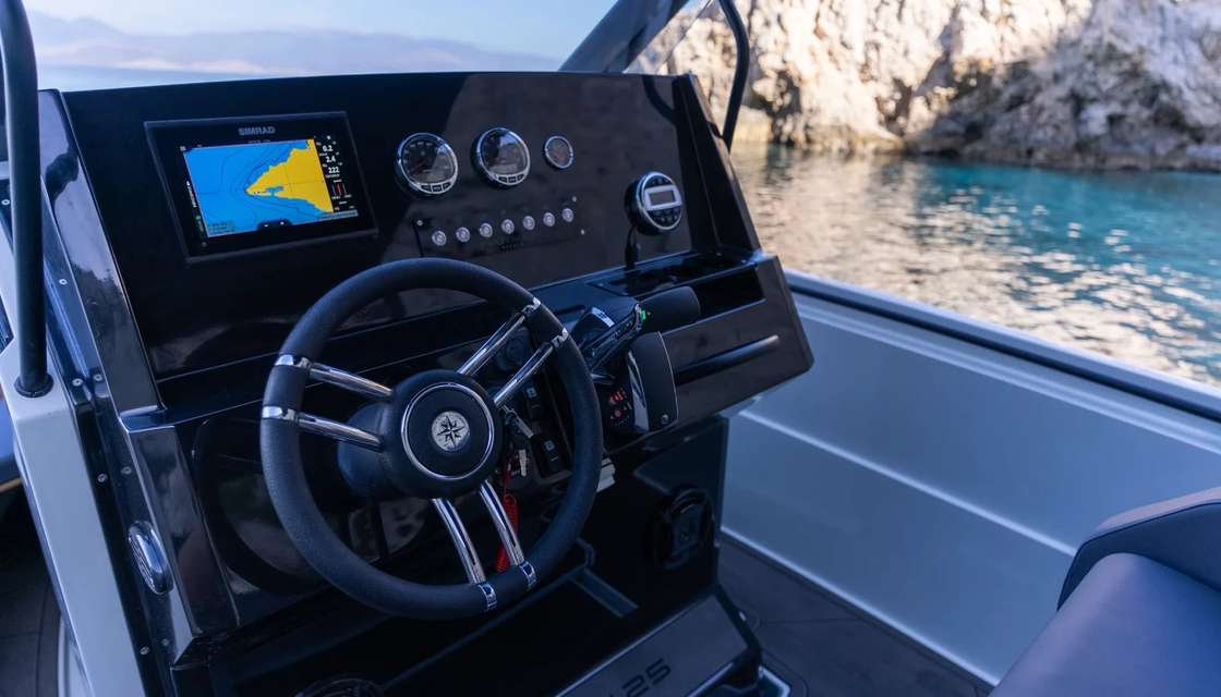 Protagon 25 Sundeck