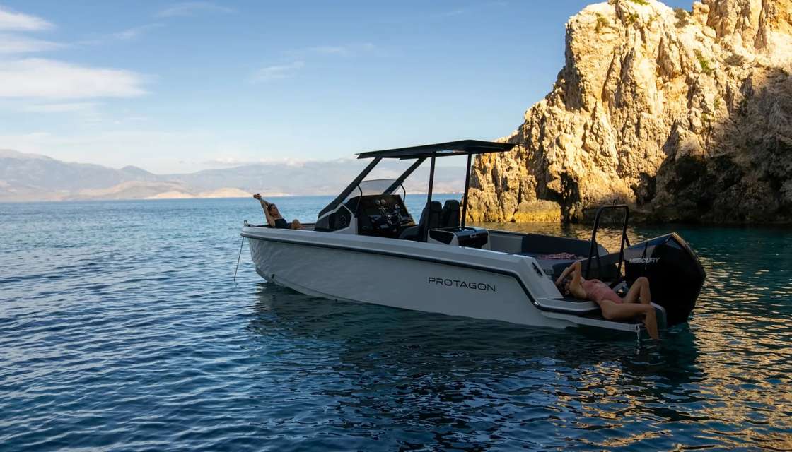 Protagon 25 Sundeck