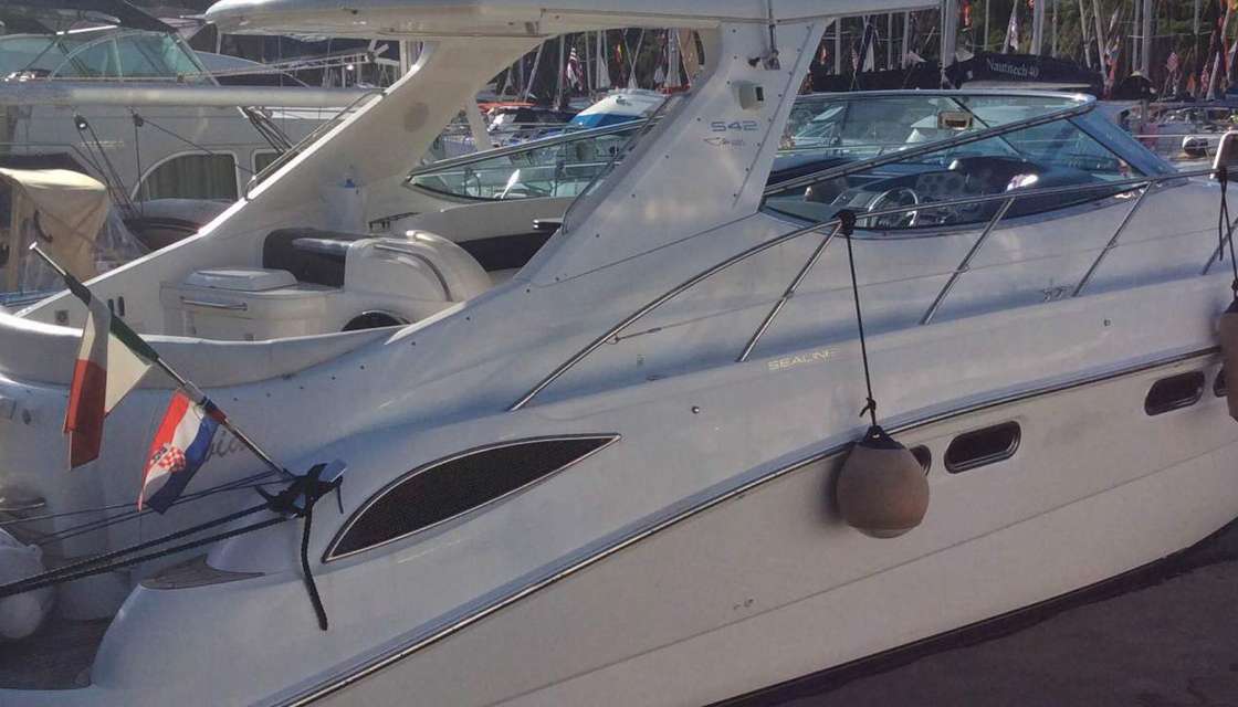 Sealine S42