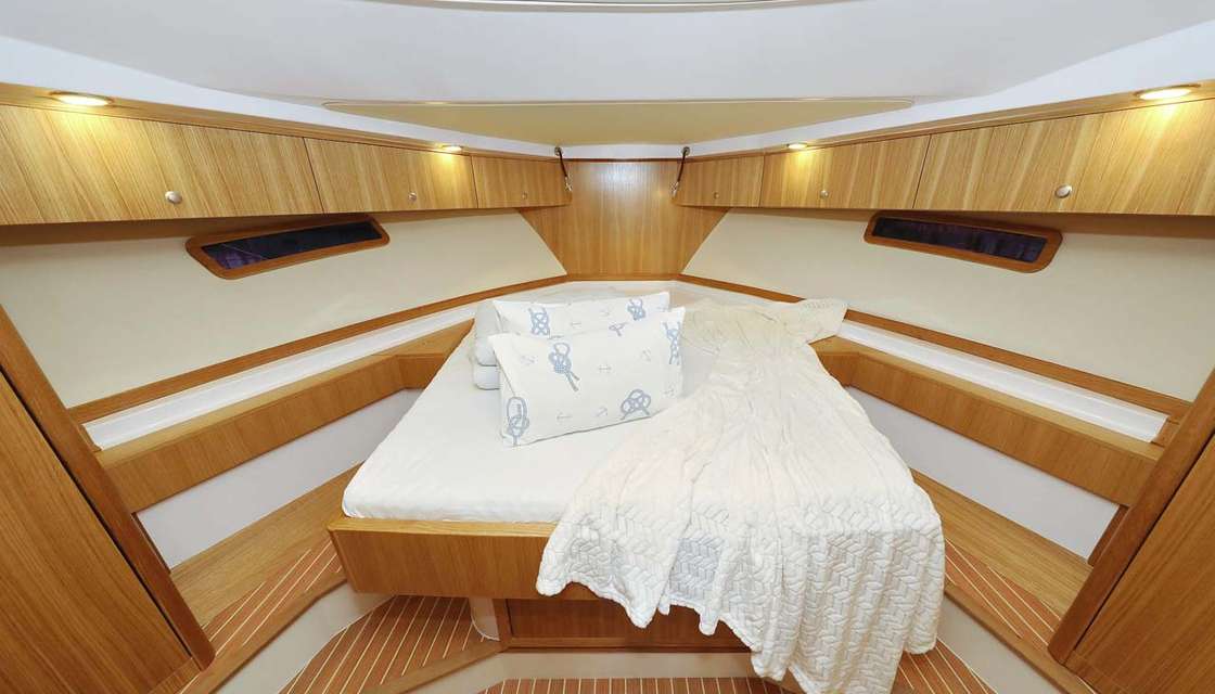 SAS Adriana 44