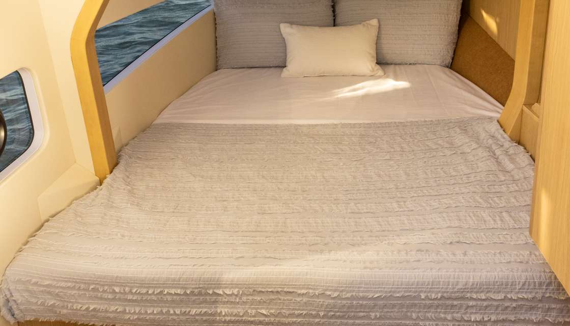 Aquila 32 Sport
