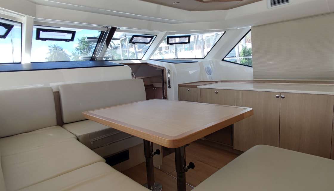 Aquila 44 PC