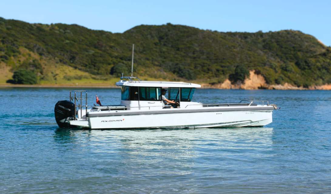 Axopar 28 Cabin