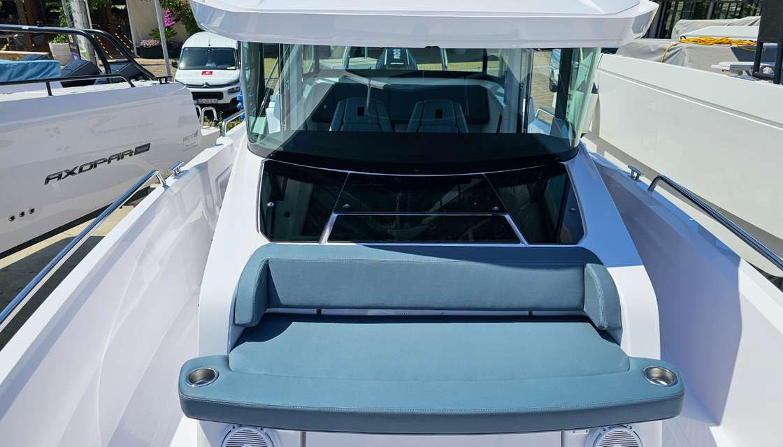 Plans du bateau Axopar 29 XC Cross Cabin