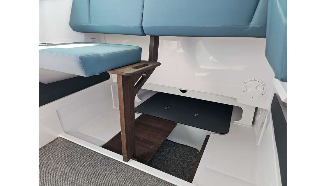 Axopar 29 XC Cross Cabin