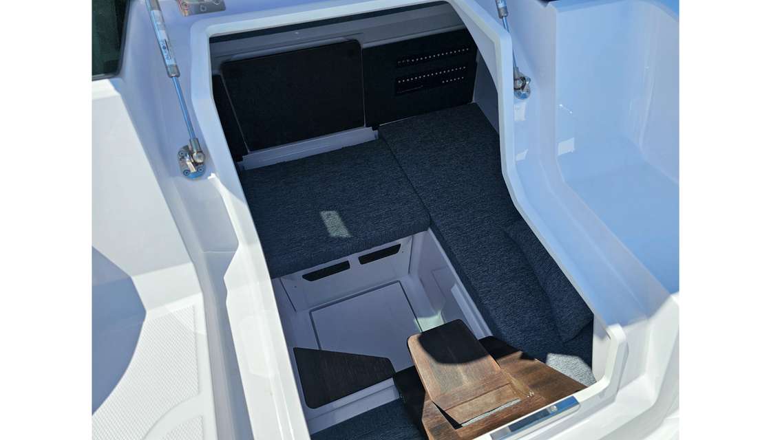 Axopar 29 XC Cross Cabin