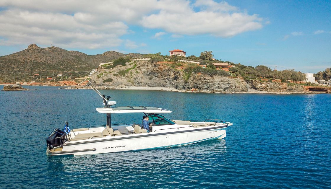Axopar 37 Sun Top