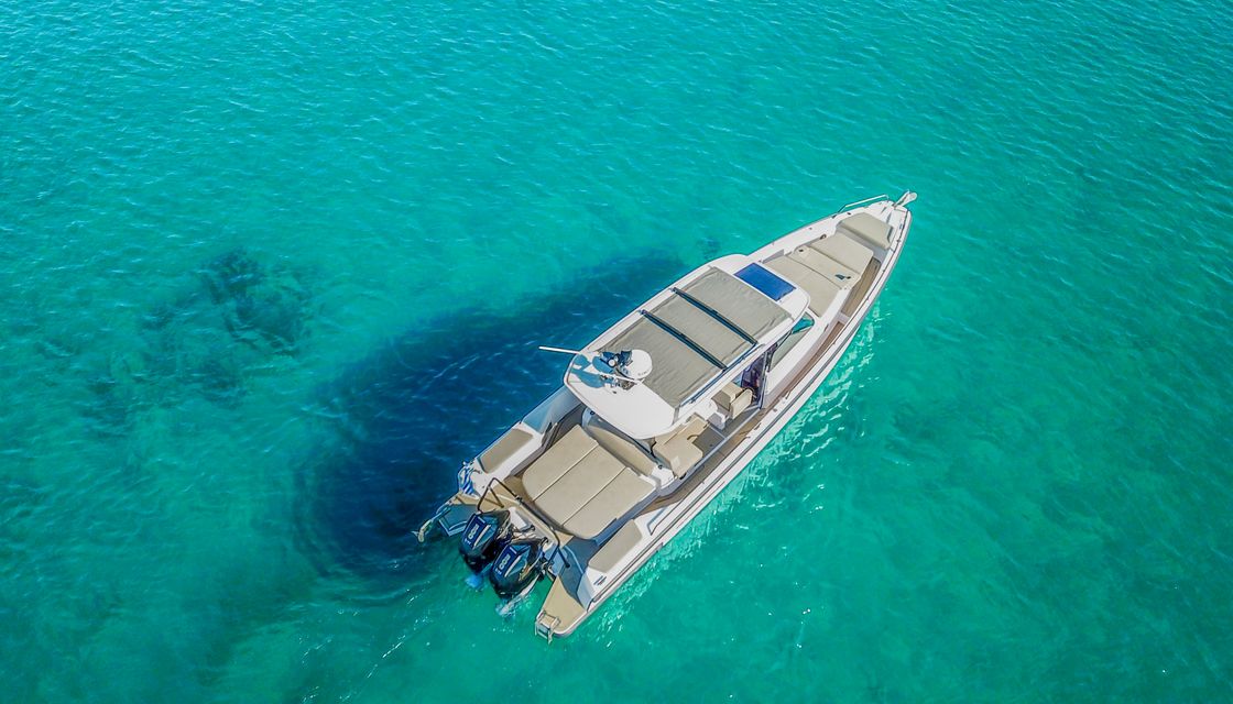 Axopar 37 Sun Top