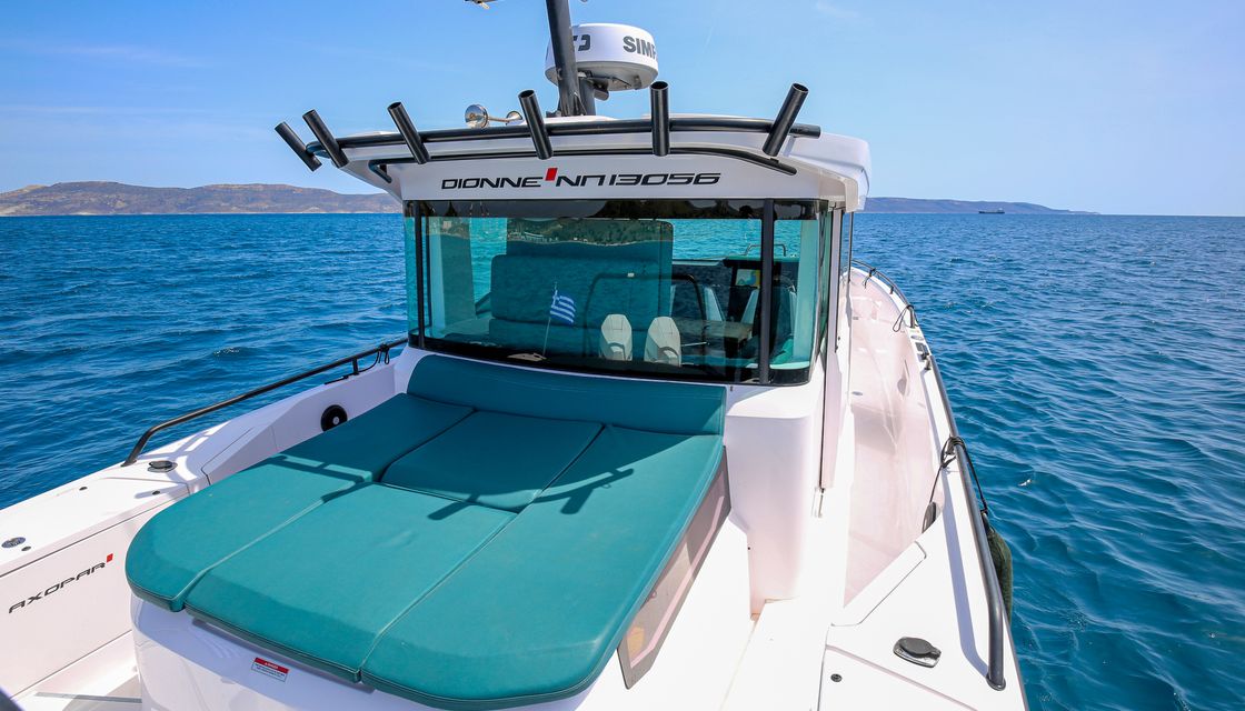 Axopar 37 XC Cross Cabin