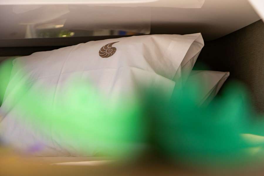 Axopar 37 XC Cross Cabin