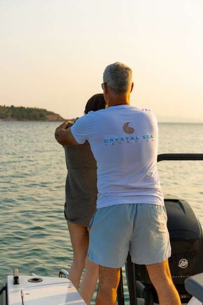 Axopar 37 XC Cross Cabin