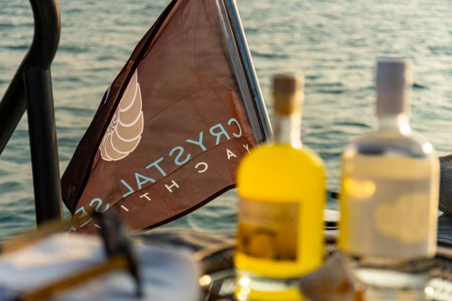 Axopar 37 XC Cross Cabin