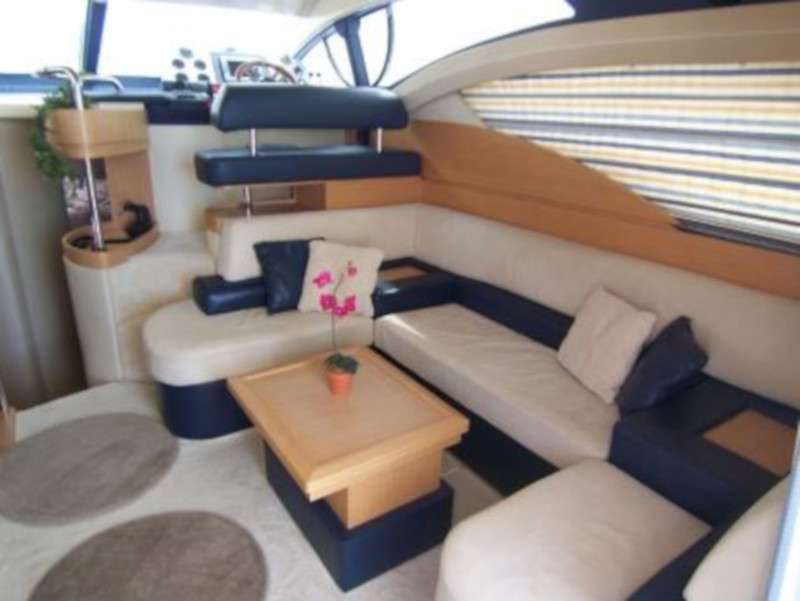 Azimut 43 S