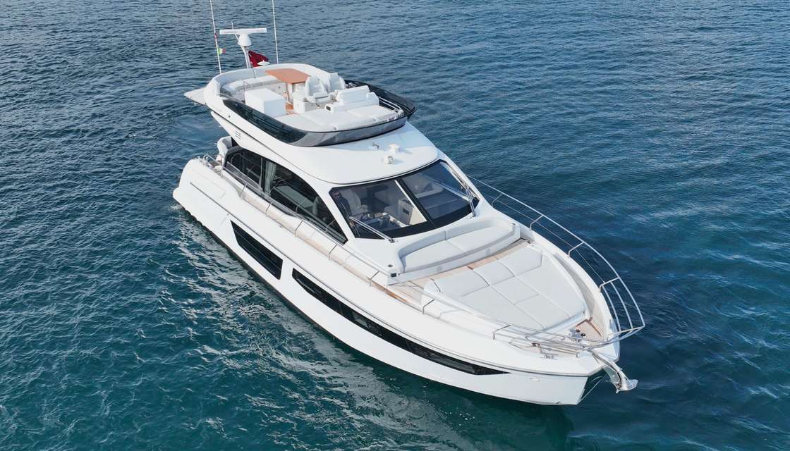 Azimut 53 Fly