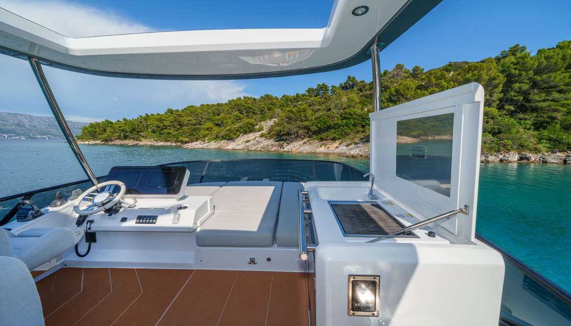 Azimut 53 Fly