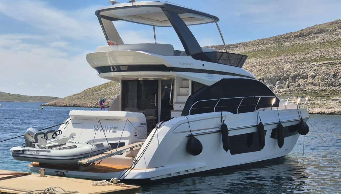 Azimut 53 Fly
