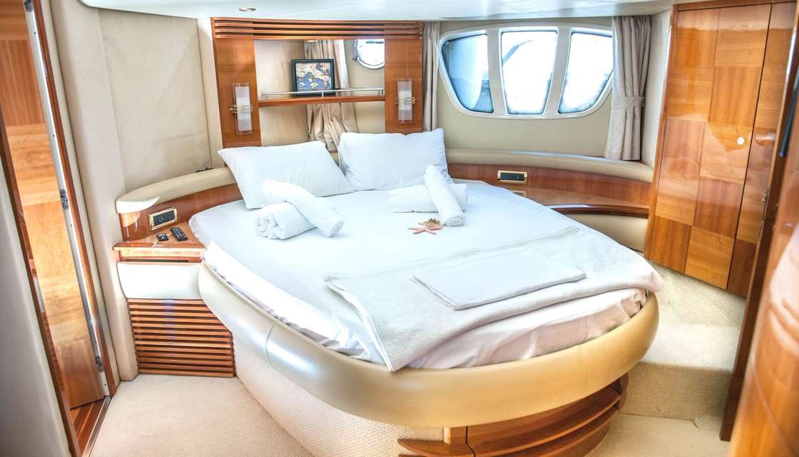 Azimut 55