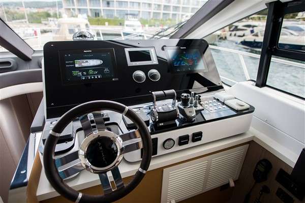 Azimut 55 evolution