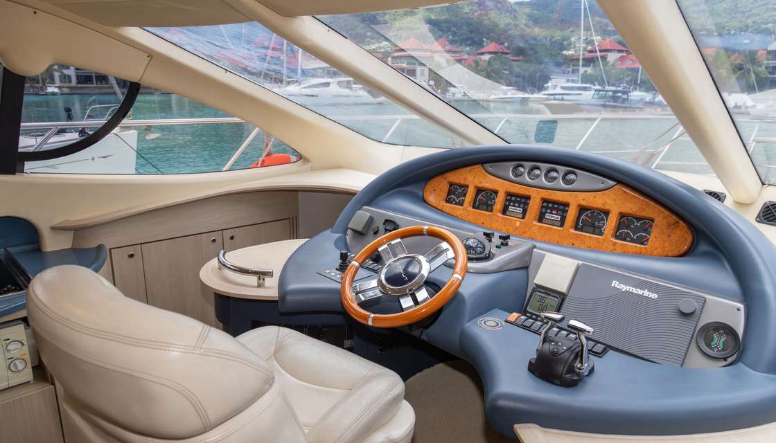 Azimut 55